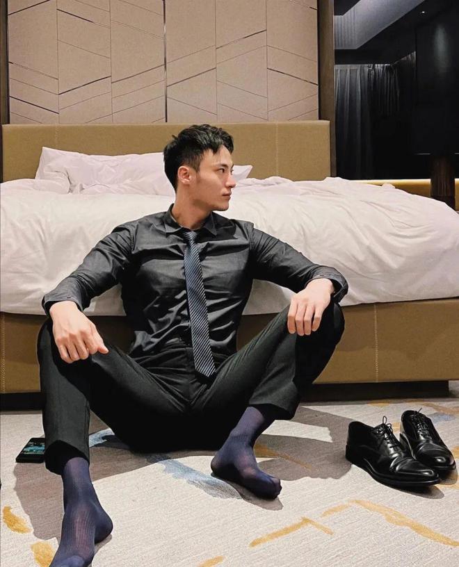 普通男人如何提升个人价值？记住这2大诀窍